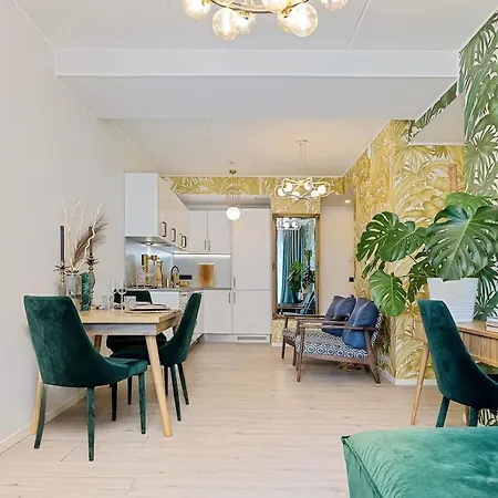 Modern In The Heart Of Telliskivi Apartment