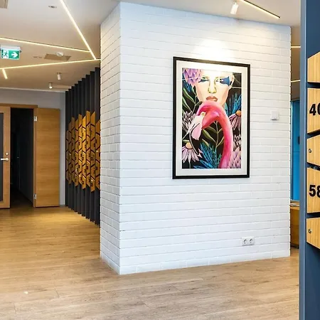 Modern In The Heart Of Telliskivi Apartment